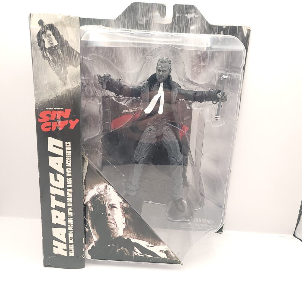 Sin City Hartigan Action Figure Diamond Select Toys New in Packaging